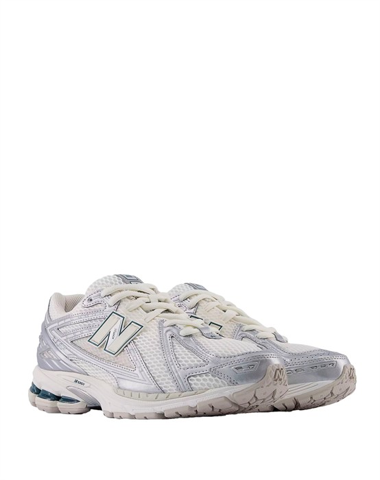 M1906REE Sneakers - Silver Metallic/Sea Salt